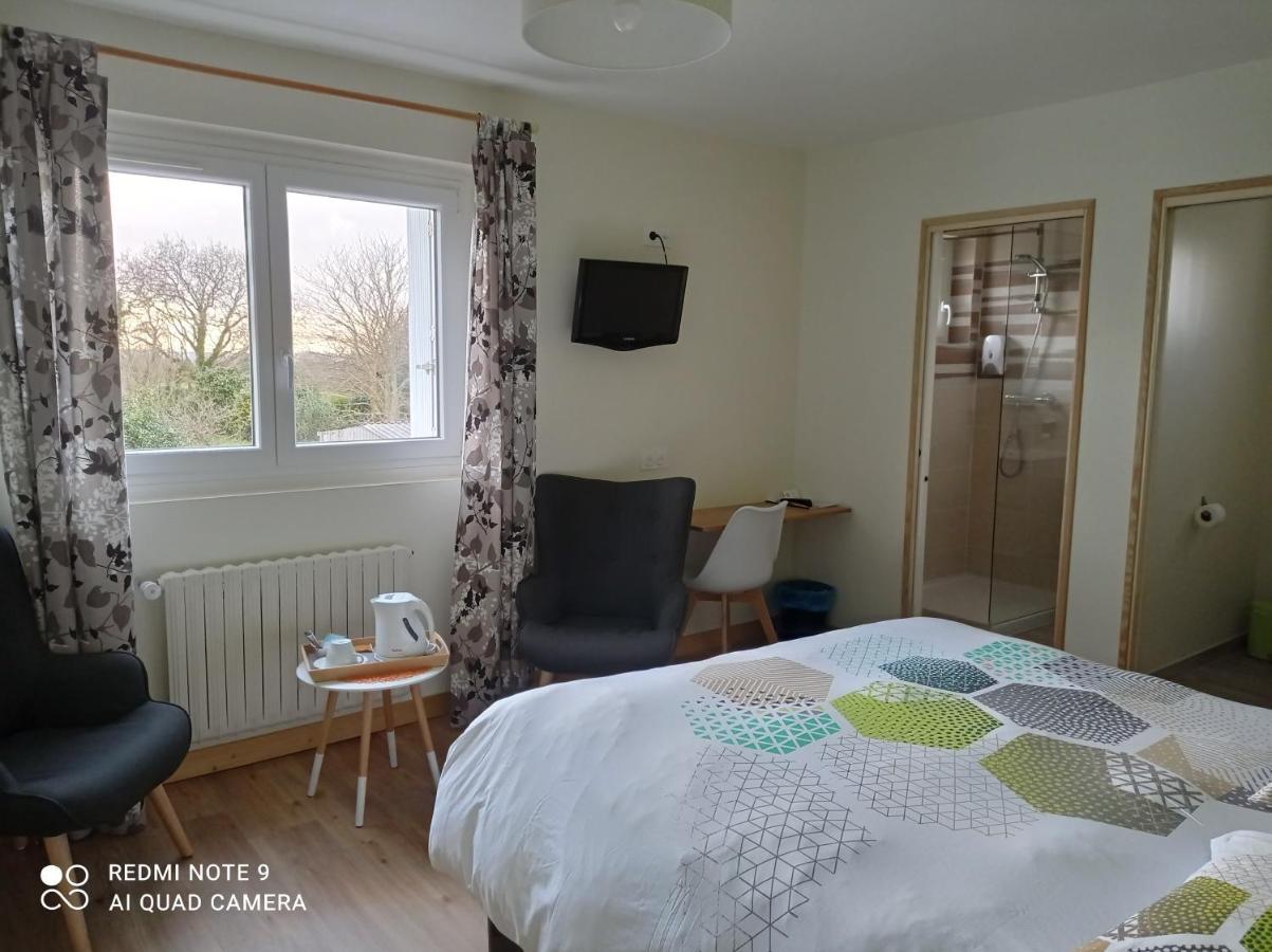 Hotel Le Poulmic 2*